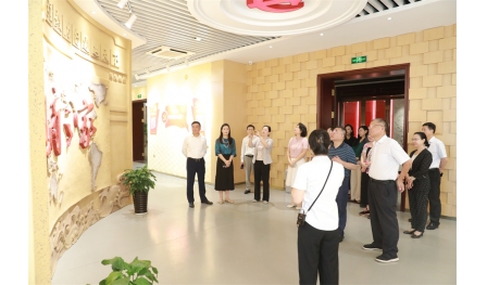 湖南省株洲市人大常委會考察團來安惠生物科技調研